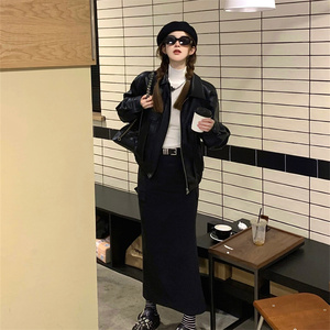 早秋新款高级感小个子辣妹黑色皮衣外套白色无袖上衣半身裙套装女
