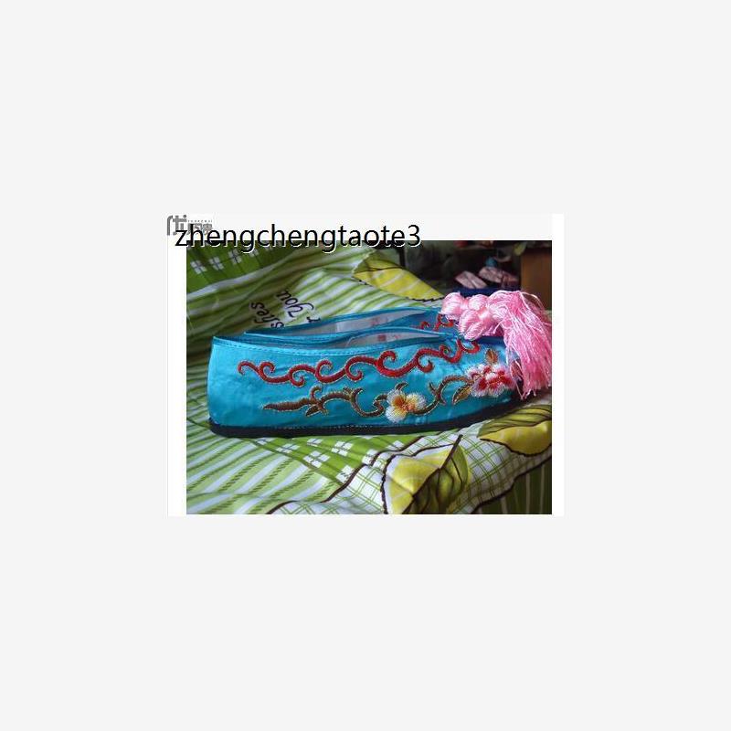 戏曲戏剧彩鞋女绣花平底