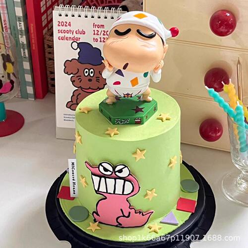 网红蜡笔小新生日蛋糕装饰摆件卡通可爱不穿裤小新公仔烘焙插件