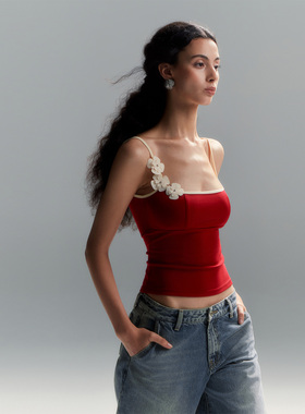 PynkiSwear 红色/黑色撞色手工花朵吊带上衣显瘦修身背心女夏