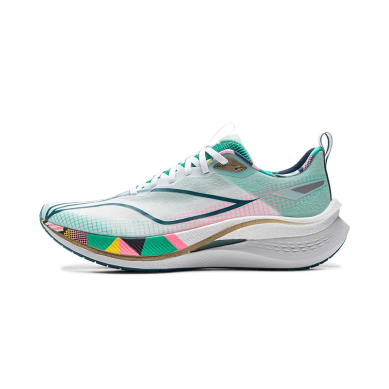 李宁赤兔7pro以我为名征荣 高回弹体测体考轻量透气 业竞速减震