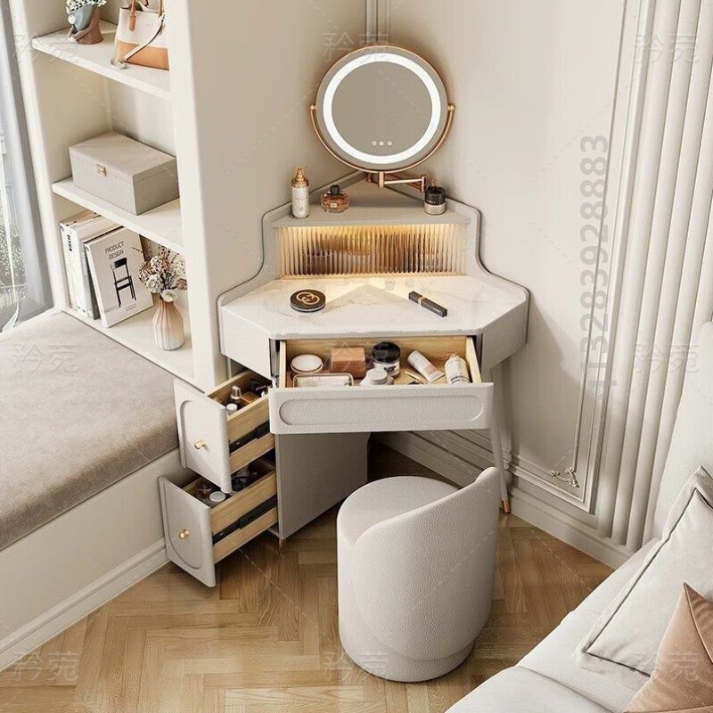 新款转角梳妆台法式奶油风小户型三角化妆桌岩板卧室墙角斗柜一体