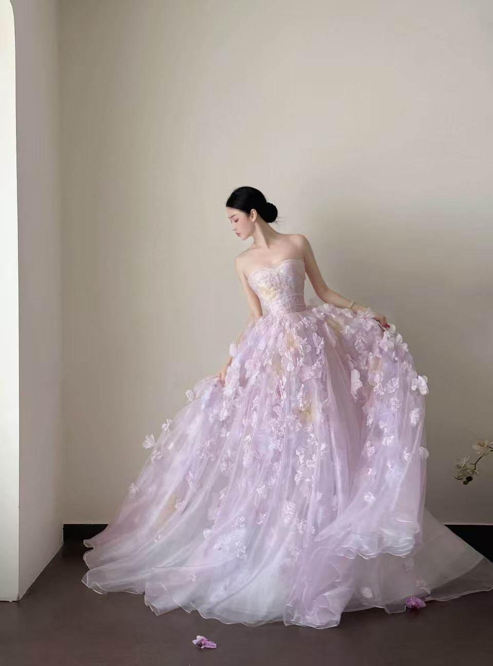 【出租】三代花蕊 设计师婷子正版婚纱主婚纱拍摄出门纱迎宾纱