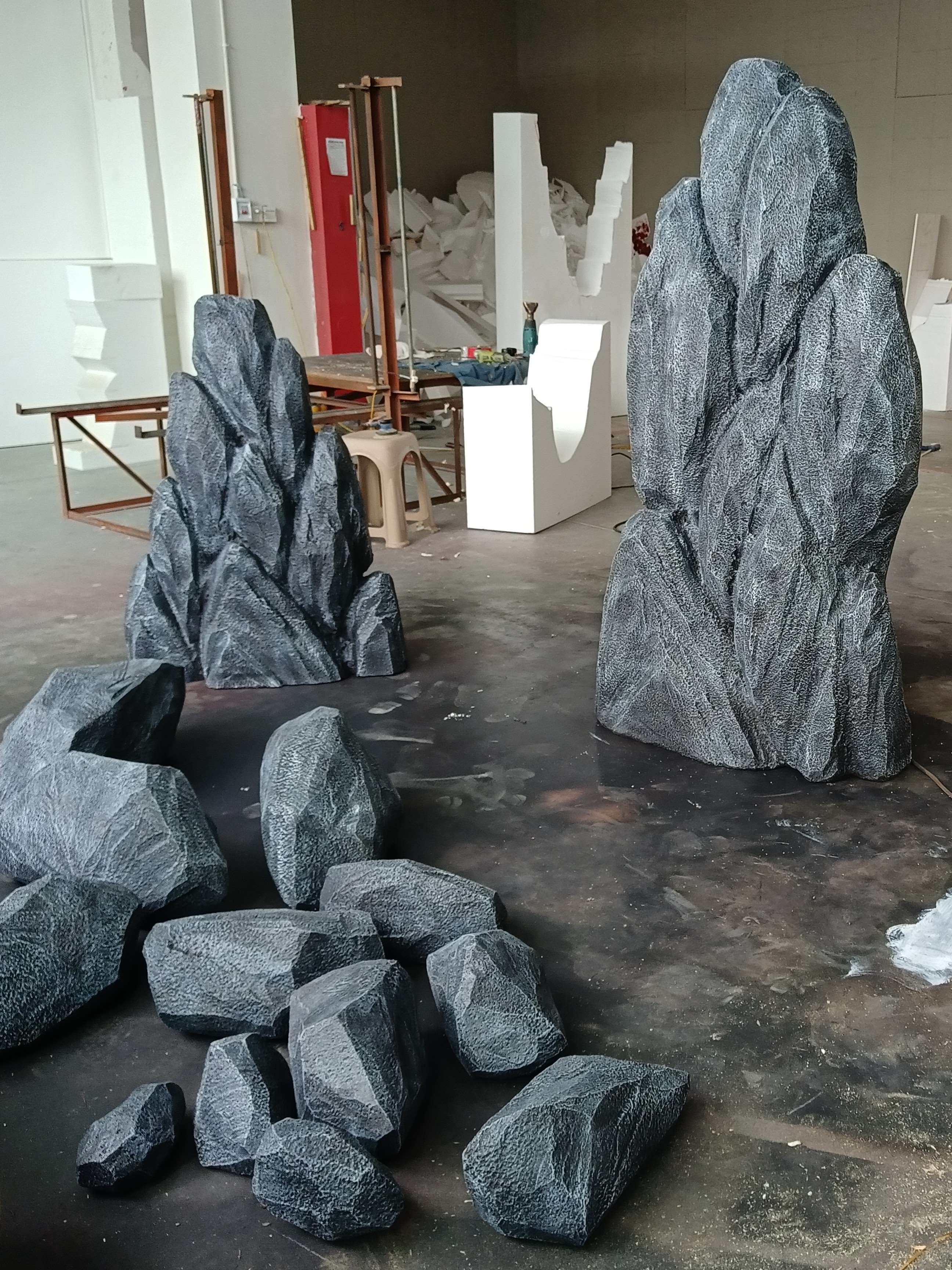 假石头泡沫雕塑假山定制卡通彩色石头橱窗摆件婚庆道具来图定制