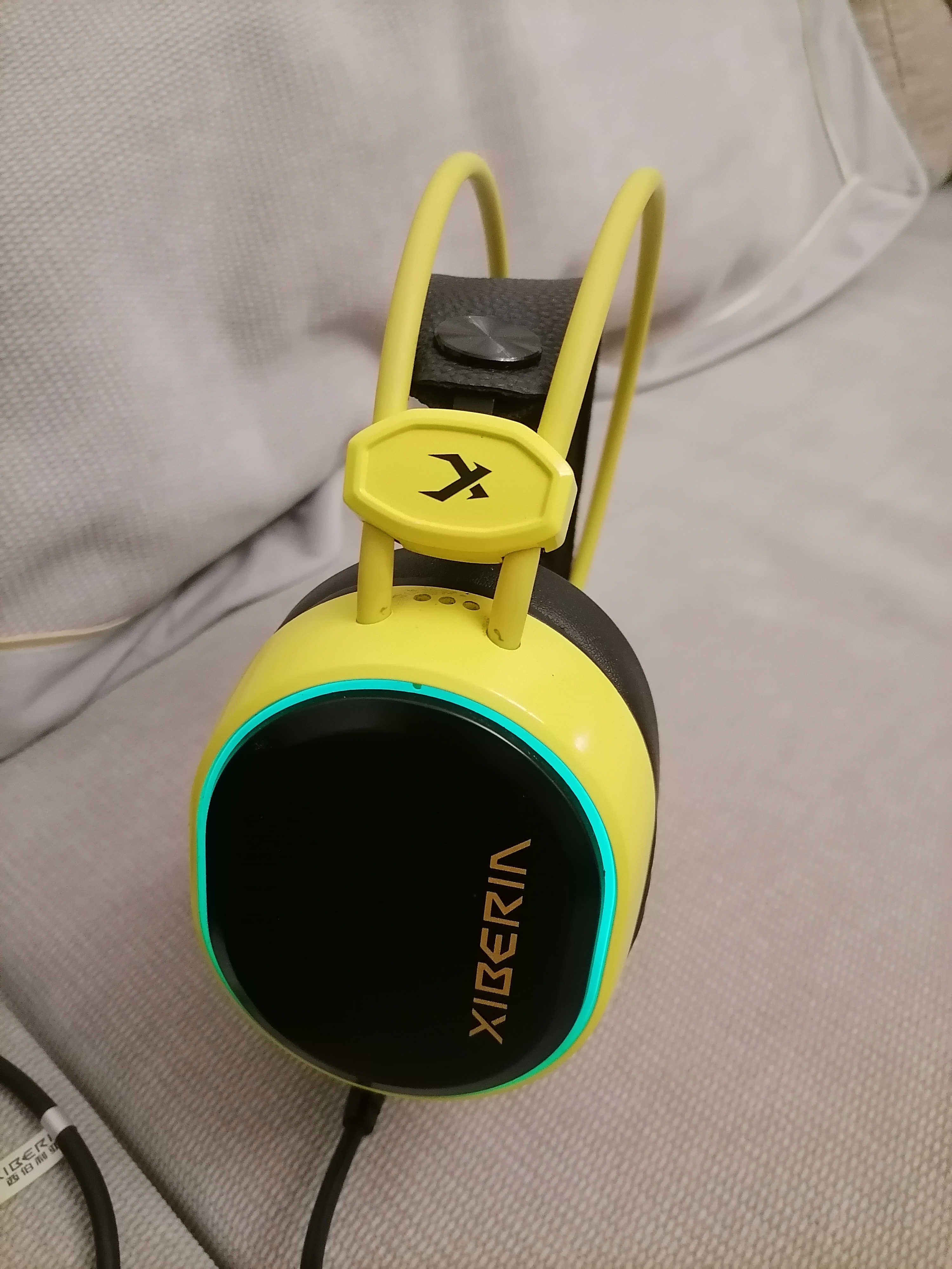 西伯利亚XL耳机头戴式电竞游戏有线耳机7.1声道电脑笔记本黄色