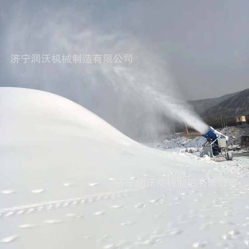 厂家供应大功率移动式人工造雪机滑雪场全自动造雪机大型机器