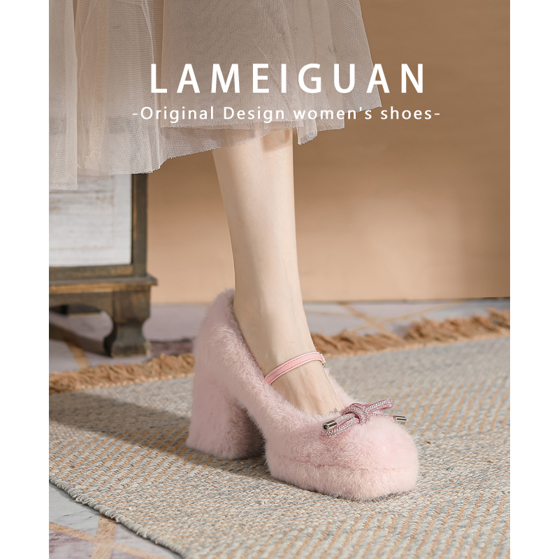 粉色水钻蝴蝶结粗跟加绒玛丽珍鞋