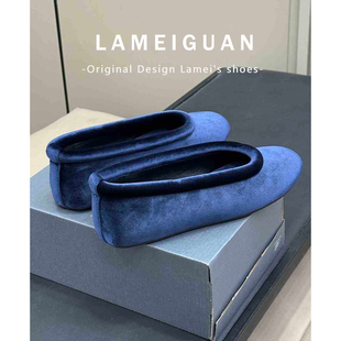 小众设计感丝绒卷边芭蕾舞鞋女2026新款气质蓝色圆头浅口平底单鞋