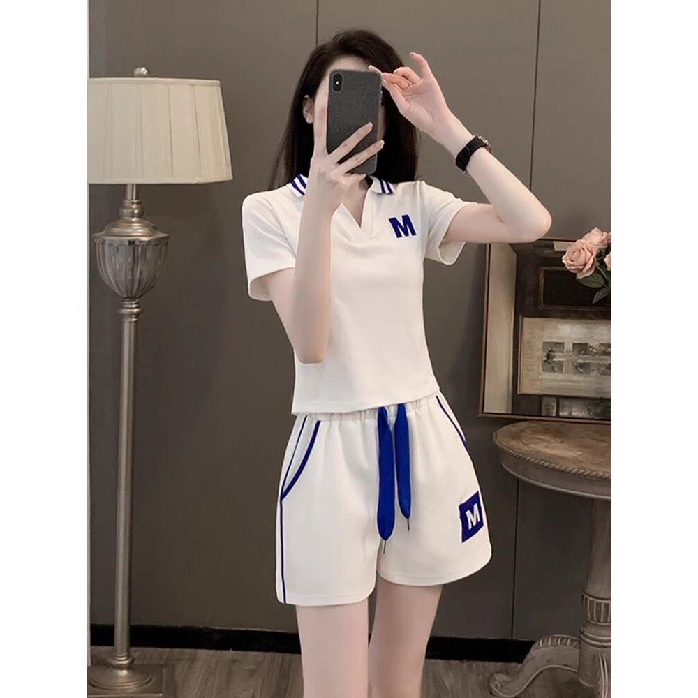 小个子休闲短袖运动套装女夏季欧货时髦短款polo衫高腰短裤两件套