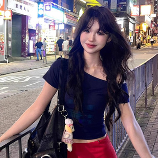 辣妹短款 显瘦别致独特百搭一字肩上衣ins 藏青色T恤女夏季 2025修身