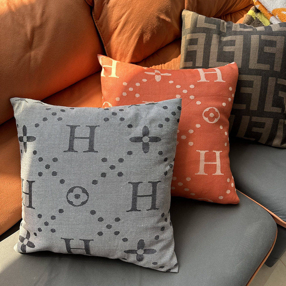 字母梭织提花抱枕F抱枕F靠垫F沙发靠垫枕套,居家布艺,靠垫/抱枕,淘宝优惠券,粉丝福利购,淘宝优惠卷