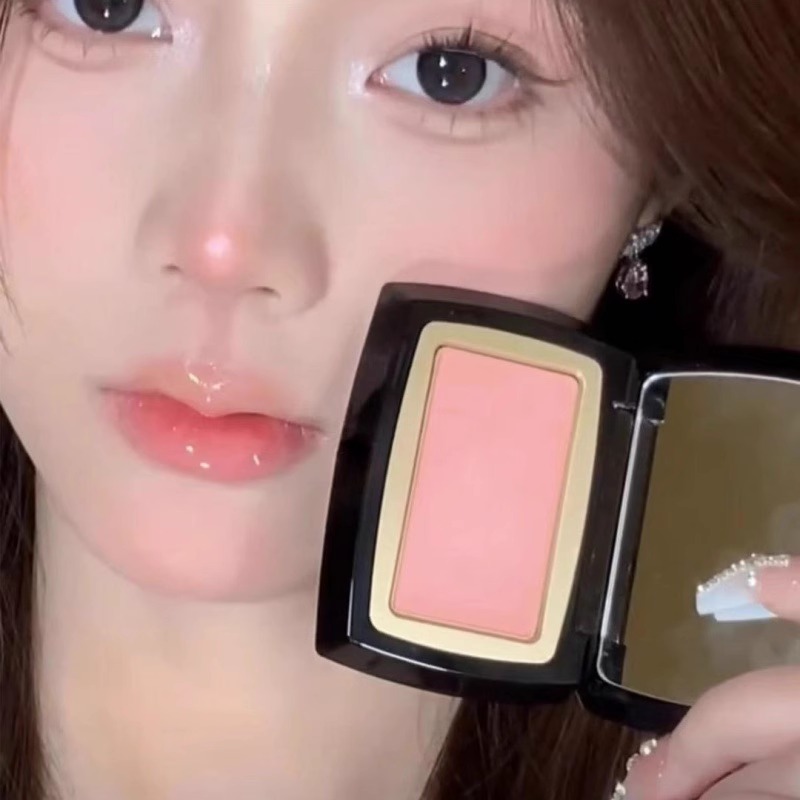 柔纱焕颜腮红烟粉自然提亮日常妆