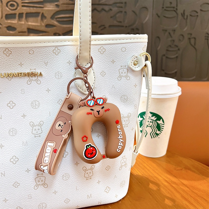趣味解压卡皮巴拉U型枕钥匙扣精致可爱包包挂件学生礼品挂件批发