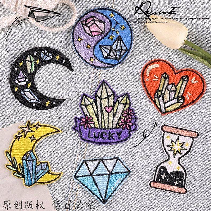 辅料贴水晶电脑标衣帽创意布贴徽章刺绣草莓钻石布标补丁原创绣花,居家布艺,布贴,淘宝优惠券,粉丝福利购,淘宝优惠卷
