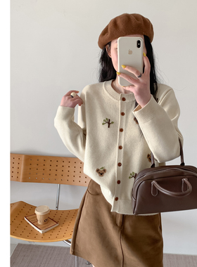 BAO STUDIO 韩系ins甜妹氛围感穿搭小熊小树提花圆领针织开衫女