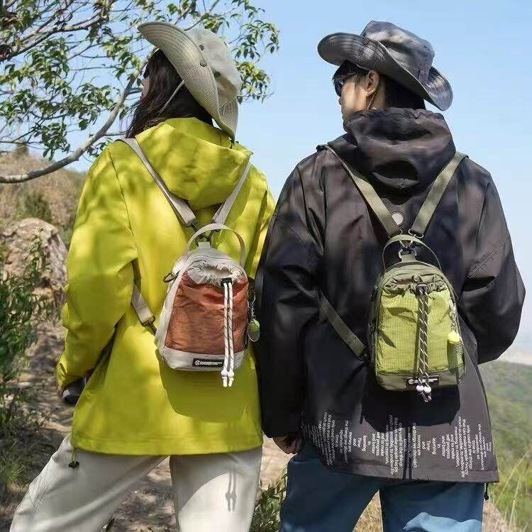时尚新款山系双肩包撞色学生单肩斜挎包男女户外运动水杯包手机包