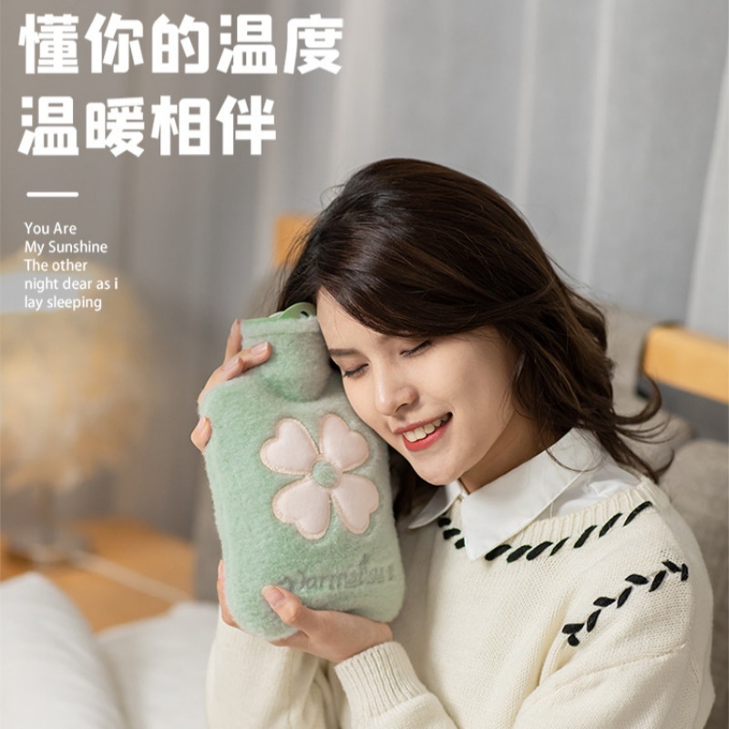 热水袋注水加厚防爆暖手脚暖宫热敷肚子暖手袋小号女学生毛绒可爱
