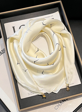 白色磁吸扣小方巾三角丝巾女春秋防晒搭配衬衫护颈脖子纱巾薄围巾