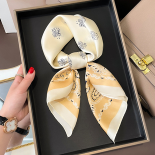 米黄色腰果花小方巾丝巾女春秋夏季搭配衬衫护颈围脖薄围巾70x70