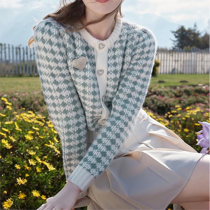 2025春秋季新款圆领短款