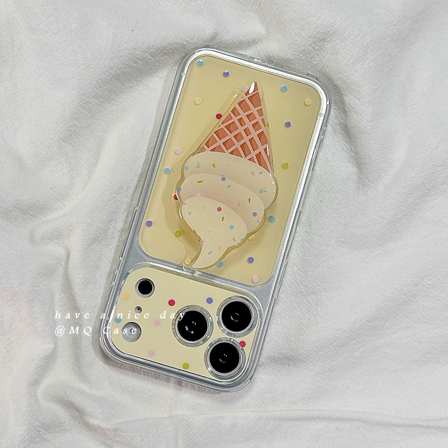 适用于iPhone简约波点手机壳