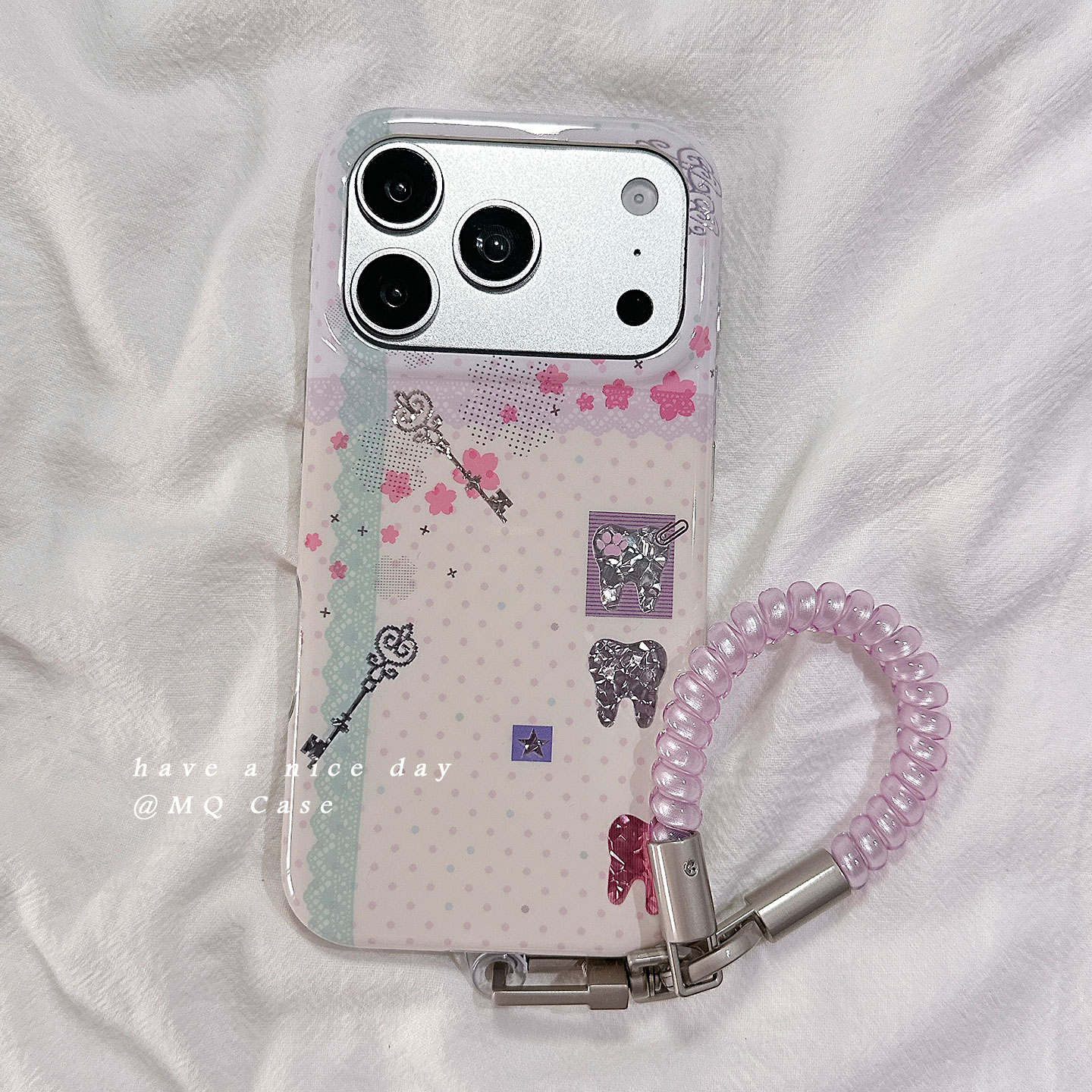 适用于iPhone趣味可爱波点手机壳