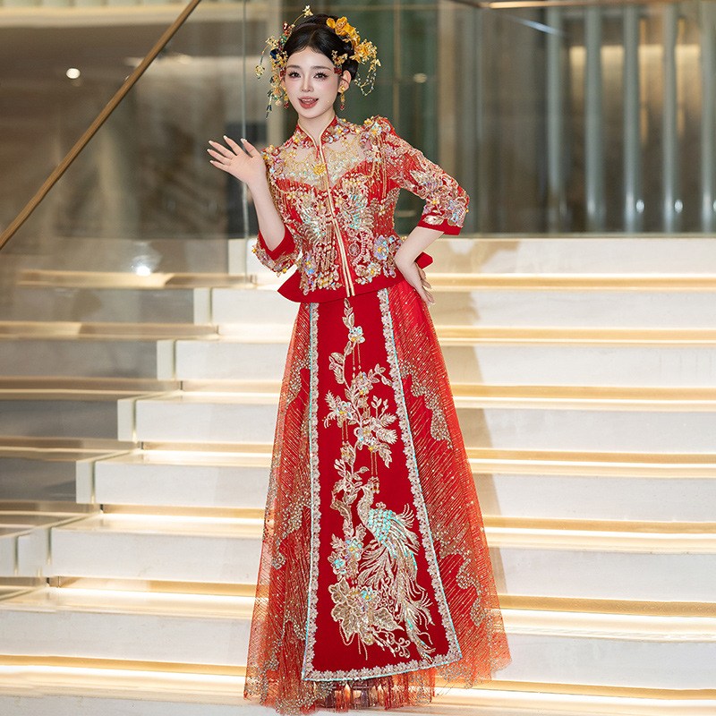 冬季高级秀禾服2026新款新娘结婚翘肩凤冠霞帔重工龙凤褂敬酒纱裙