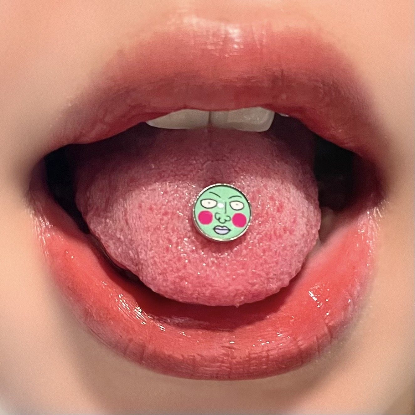 墨刺研究室 龙图表情包舌钉搞怪图案包胶钛钢可喝酒舌钉穿刺饰品