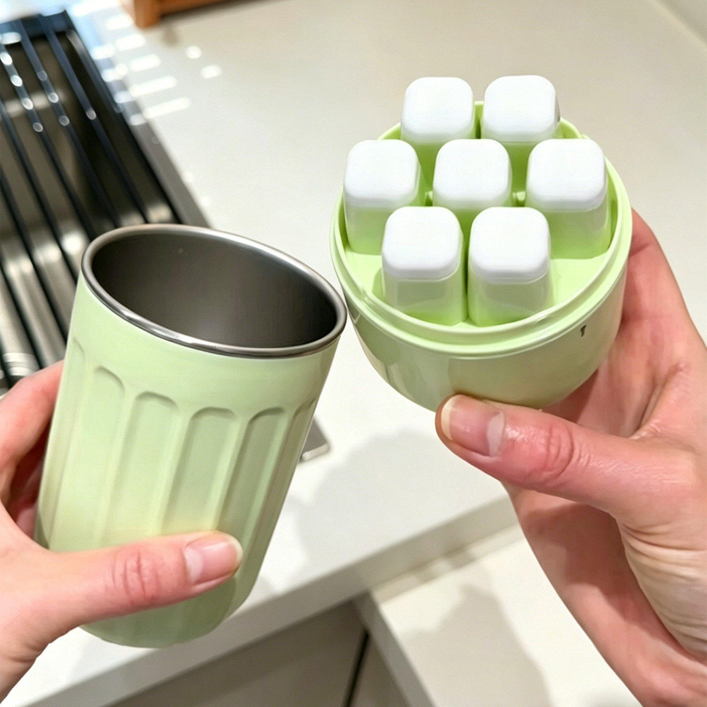 冰格水杯三合一按压式冰块制冰盒储冰杯大容量便携式随手杯食品级