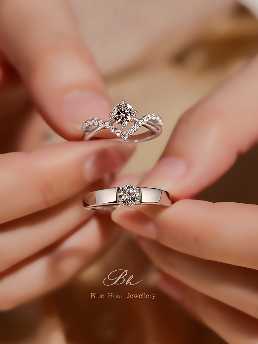 莫桑石钻戒纯银一对男女款白铂金结婚情侣对戒仿真钻石假求婚戒指