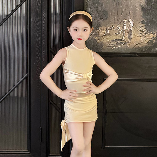 拉丁舞日常练功服女童2026新款儿童超好看舞蹈服装高级感专业夏季