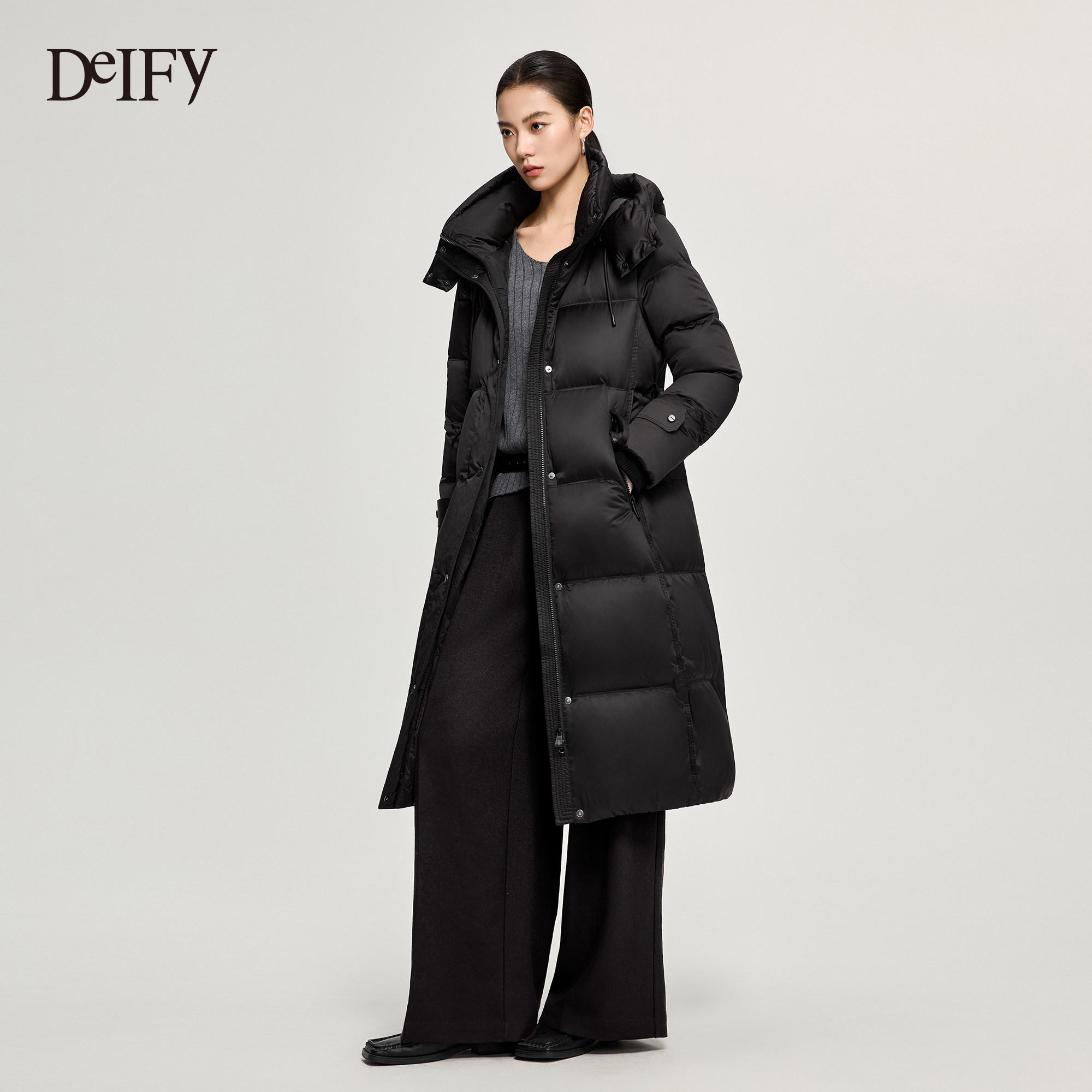 DeIFy/缔弗黑色长款收腰羽绒服女冬季新款立领90白鸭绒羽绒衣外套