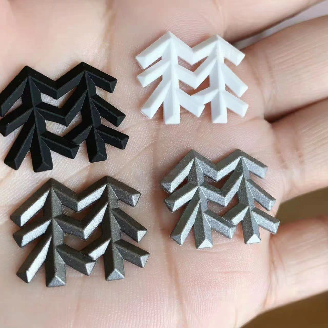 潮3D立体硅胶烫印标热转印烫画冲锋衣羽绒胸标裤标两可小树熨烫贴