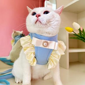 布偶猫牵引绳防丢绳猫猫遛猫衣服牵引绳防挣脱外出溜猫专用背心式