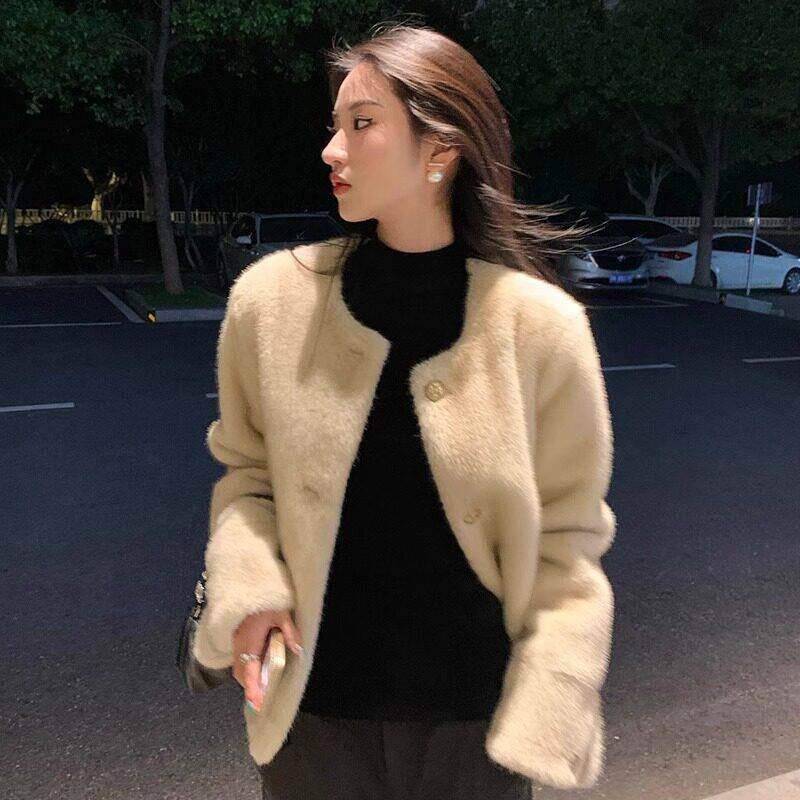 海宁雷克斯兔毛绒外套女2025冬季新款加厚毛绒绒保暖小个子短款皮