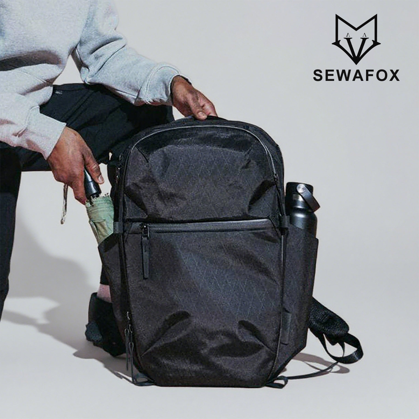 男士背包2026新款休闲商务通勤双肩包多功能防水户外旅行书包男包