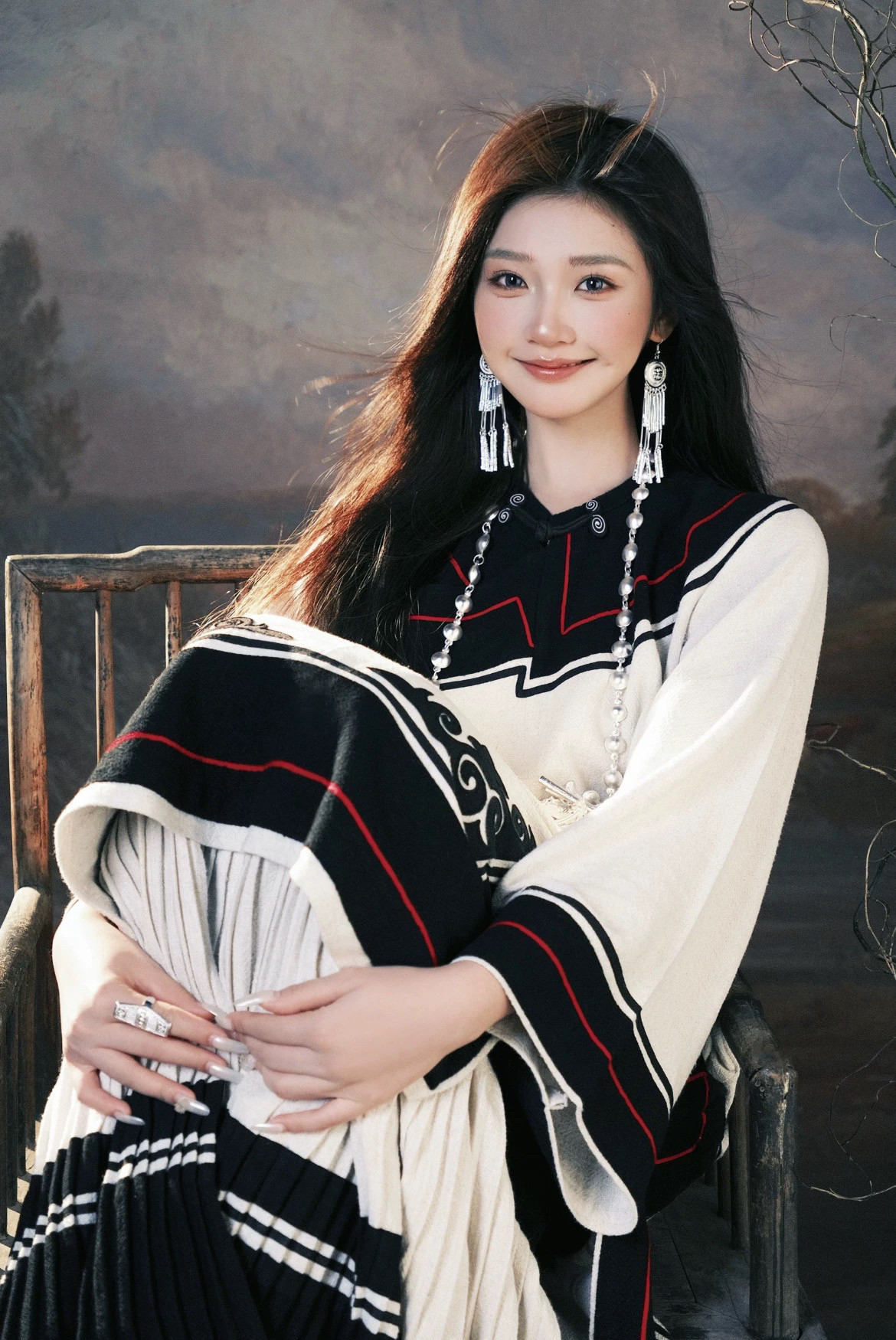 【新款】彝族少数民族风彝族女棉麻刺绣服饰赛诺四川凉山云南旅拍