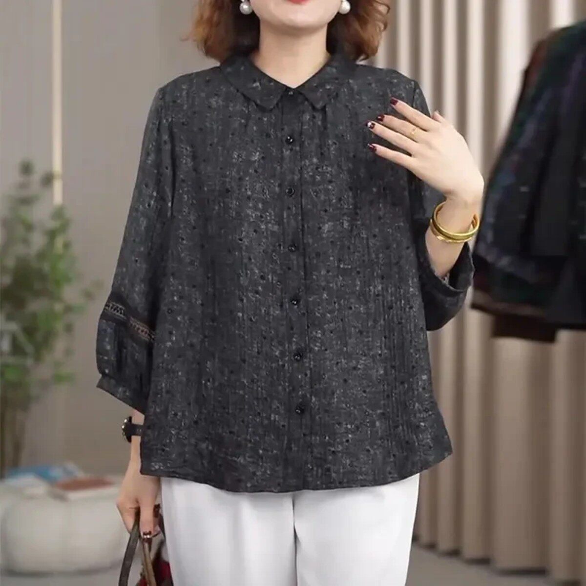 周一见优选服饰2026春夏新款中年妈妈时尚洋气七分袖衬衫上衣女装