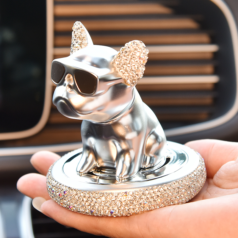 汽车摆件网红可爱法斗镶钻狗女神