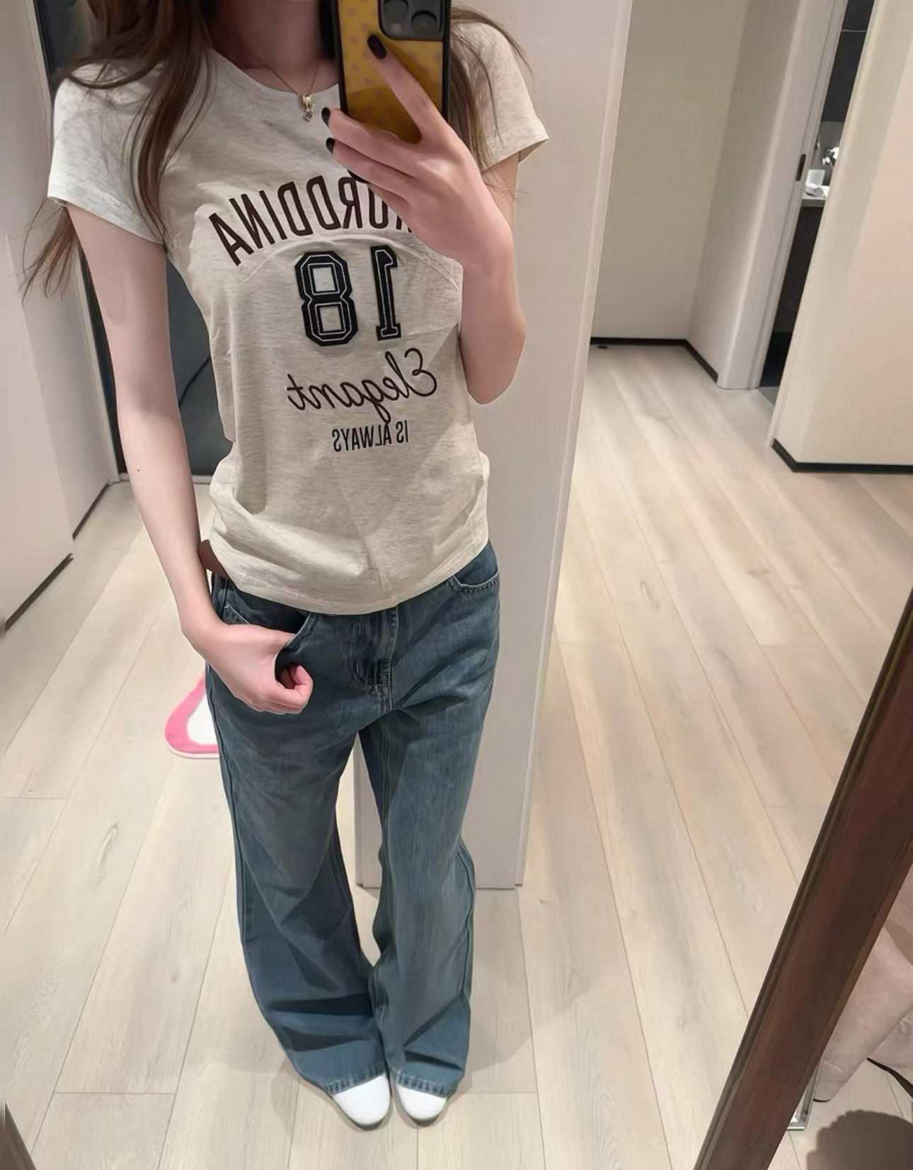 美式复古刺绣字母正肩短袖t恤女夏季韩系设计感修身显瘦运动上衣