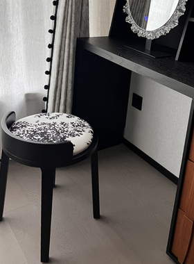 中古矮靠背实木吃饭餐桌椅不占空间咖啡店茶桌凳子圆形软包梳妆凳