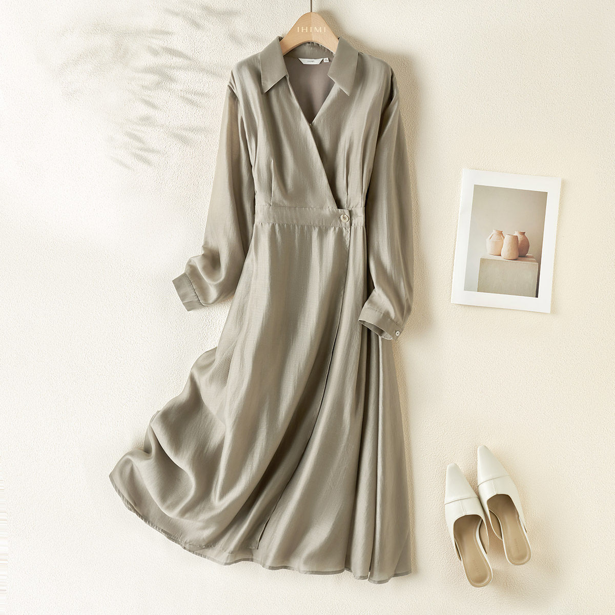 IHIMI/海天丝设计感连衣裙女