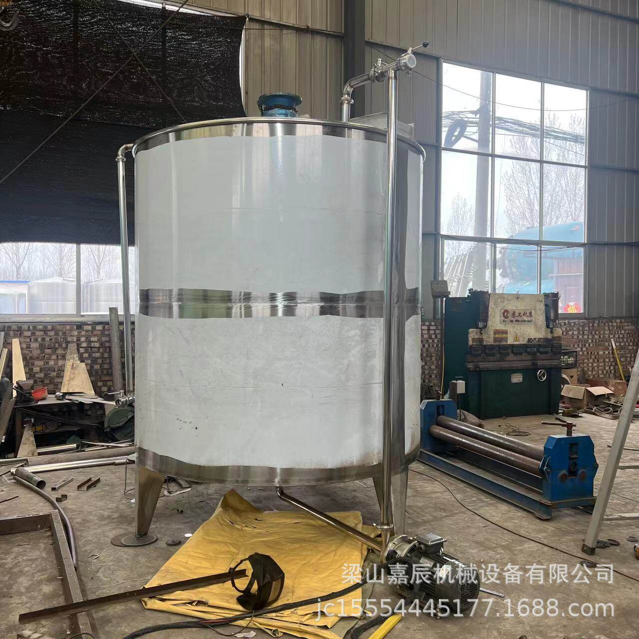 304不锈钢发酵罐储酒罐 立式储罐5立方不锈钢储水饮料储存罐