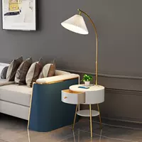 Дизайнерский торшер для гостиной для кровати, двухэтажный диван, настольная лампа, легкий роскошный стиль, тренд сезона