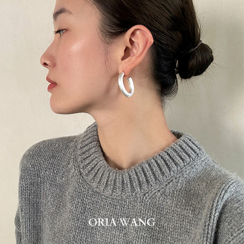 ORIAWANG 小众欧美简约大气时尚BV风竖形坑条质感耳环耳钉女