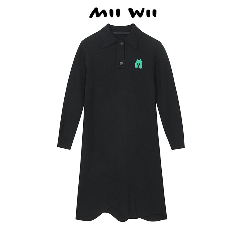 MIIWII/末·未黑色针织连衣裙