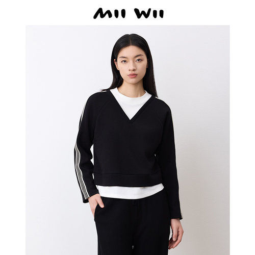 末未MIIWII24秋黑色羊毛面针织拼接上衣S243304女士