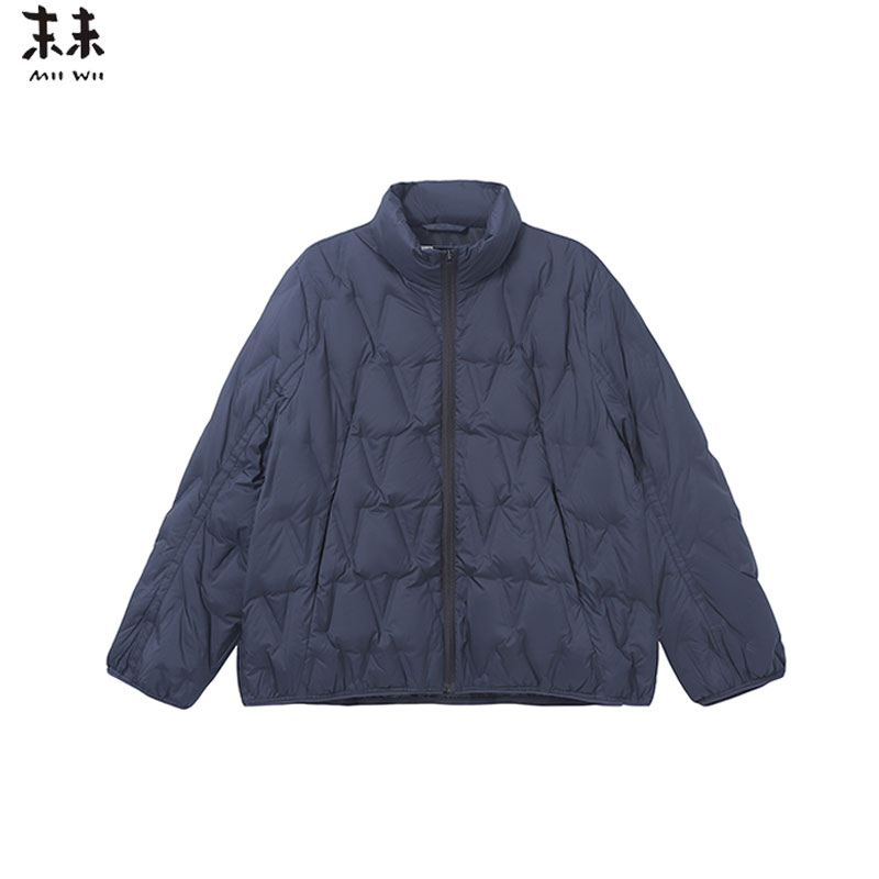 MIIWII末未25冬藏青色立领短款外套菱格纹绗缝羽绒服女R254308