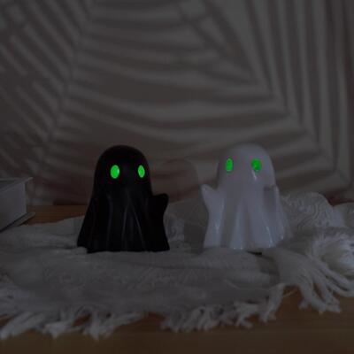 Creative Halloween Decorative Arrangements eyes will shine