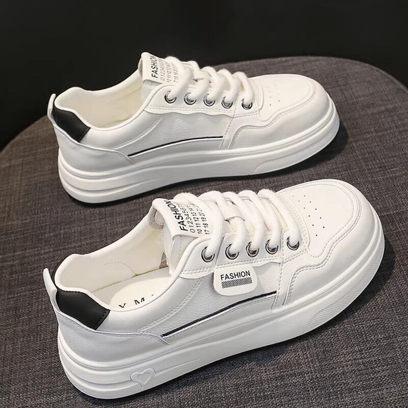 真皮小白鞋软底不累脚鞋子女单鞋厚底2026春夏季新款休闲运动板鞋